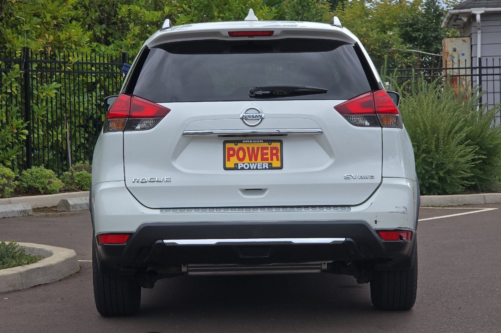 Used 2017 Nissan Rogue SV AWD/4WD image 5