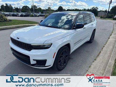 Used 2023 Jeep Grand Cherokee L Summit AWD/4WD image 1