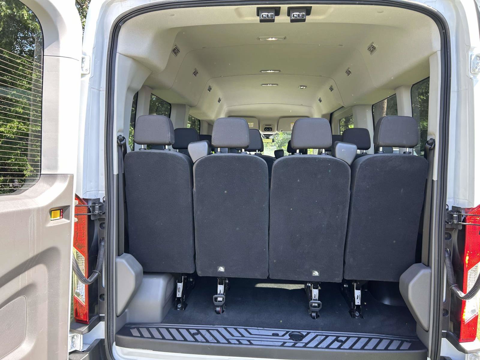 Used 2025 Ford Transit 350 XLT RWD image 14