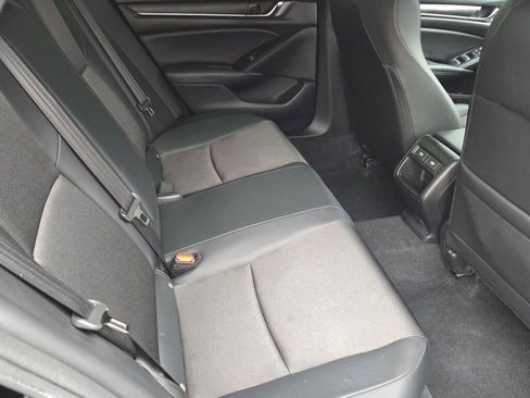 Used 2022 Honda Accord Sport image 10