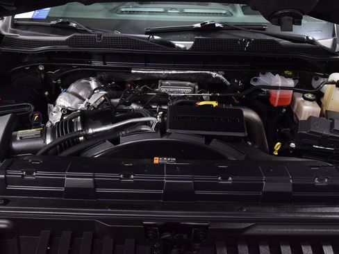 Used 2023 Chevrolet Silverado 2500 High Country w/ Z71 Off-Road Package image 30