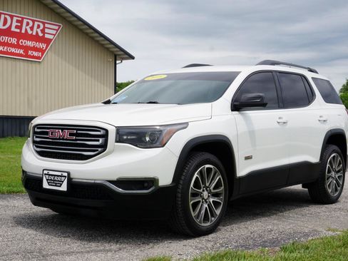 Used 2018 GMC Acadia SLT AWD/4WD image 2