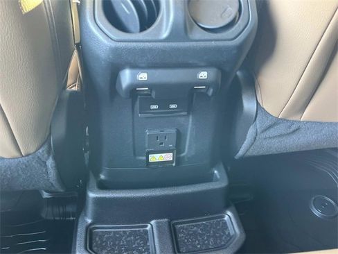 Used 2023 Jeep Wrangler Unlimited Sahara w/ Cold Weather Group image 16