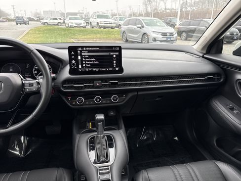Certified 2023 Honda HR-V EX-L image 30