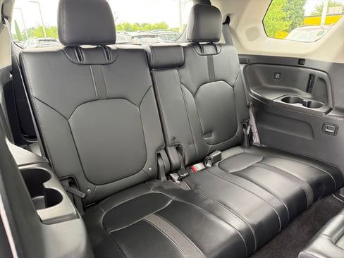 Used 2023 Honda Pilot Touring image 24