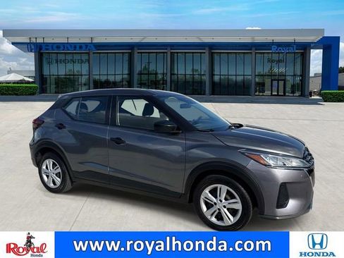 Used 2024 Nissan Kicks S FWD image 1