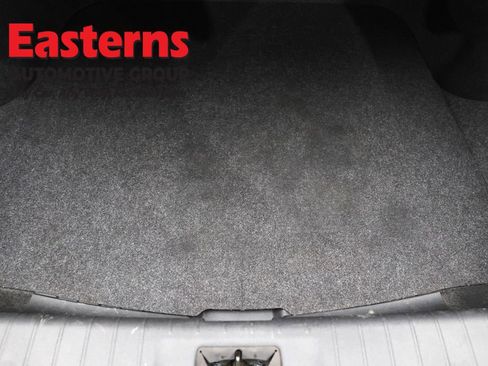 Used 2023 Nissan Sentra SR w/ SR Premium Package FWD image 9