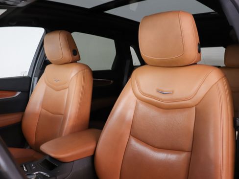 Used 2023 Cadillac XT5 Premium Luxury image 13