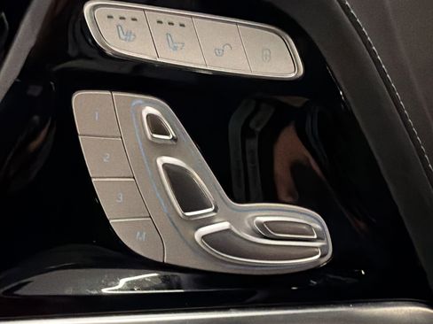 Certified 2025 Mercedes-Benz G 63 AMG 4MATIC image 21