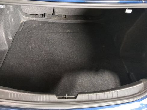 Used 2020 Chevrolet Malibu LT FWD image 36