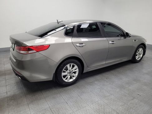 Used 2016 Kia Optima LX w/ LX Convenience Package FWD image 10