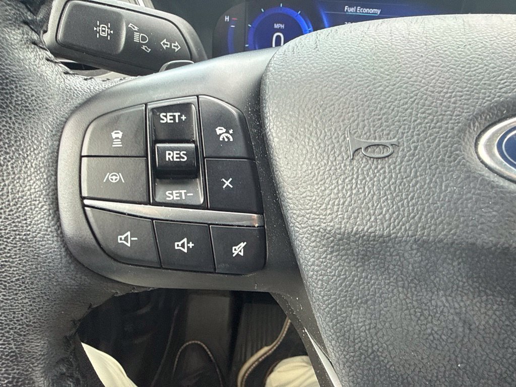 Used 2020 Ford Escape Titanium AWD/4WD image 26