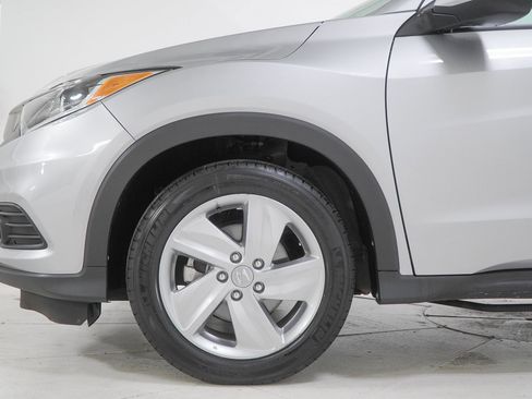 Used 2019 Honda HR-V EX image 16