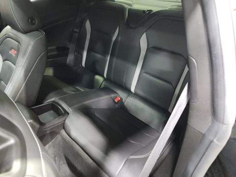 Used 2019 Chevrolet Camaro SS RWD image 21