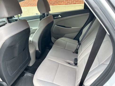 Used 2019 Hyundai Tucson SE image 7