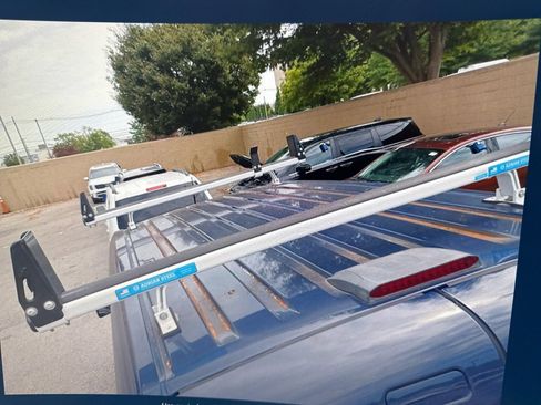 Used 2013 Ford Transit Connect XLT image 4