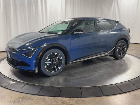 New 2025 Kia EV6 Wind image 5