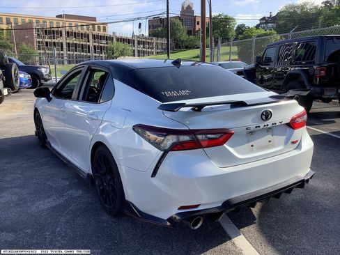 Used 2022 Toyota Camry TRD w/ TRD Package w/JBL Audio FWD image 5