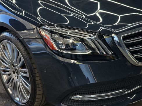 Used 2020 Mercedes-Benz S 560 Sedan image 17