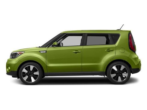 Used 2018 Kia Soul + FWD image 3