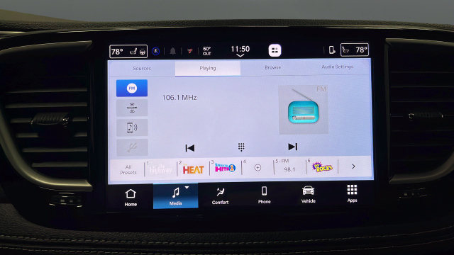 New 2026 Chrysler Pacifica Select FWD image 14