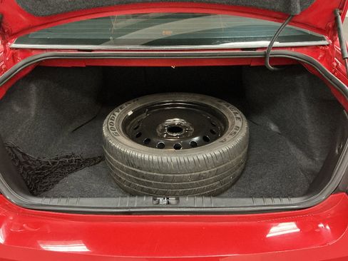 Used 2009 Chevrolet Impala LTZ FWD image 25