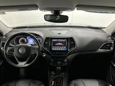 Used 2019 Jeep Cherokee Limited AWD/4WD image 17