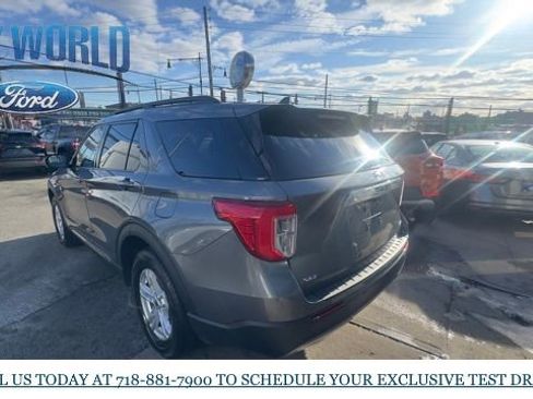 Used 2023 Ford Explorer XLT w/ Equipment Group 202A image 3