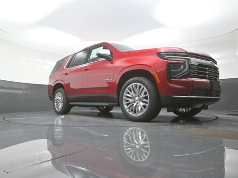 New 2026 Chevrolet Tahoe Premier w/ Sun And Tow Package AWD/4WD image 9