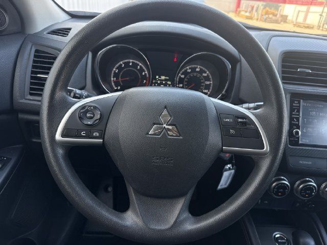 Used 2024 Mitsubishi Outlander Sport ES AWD/4WD image 12