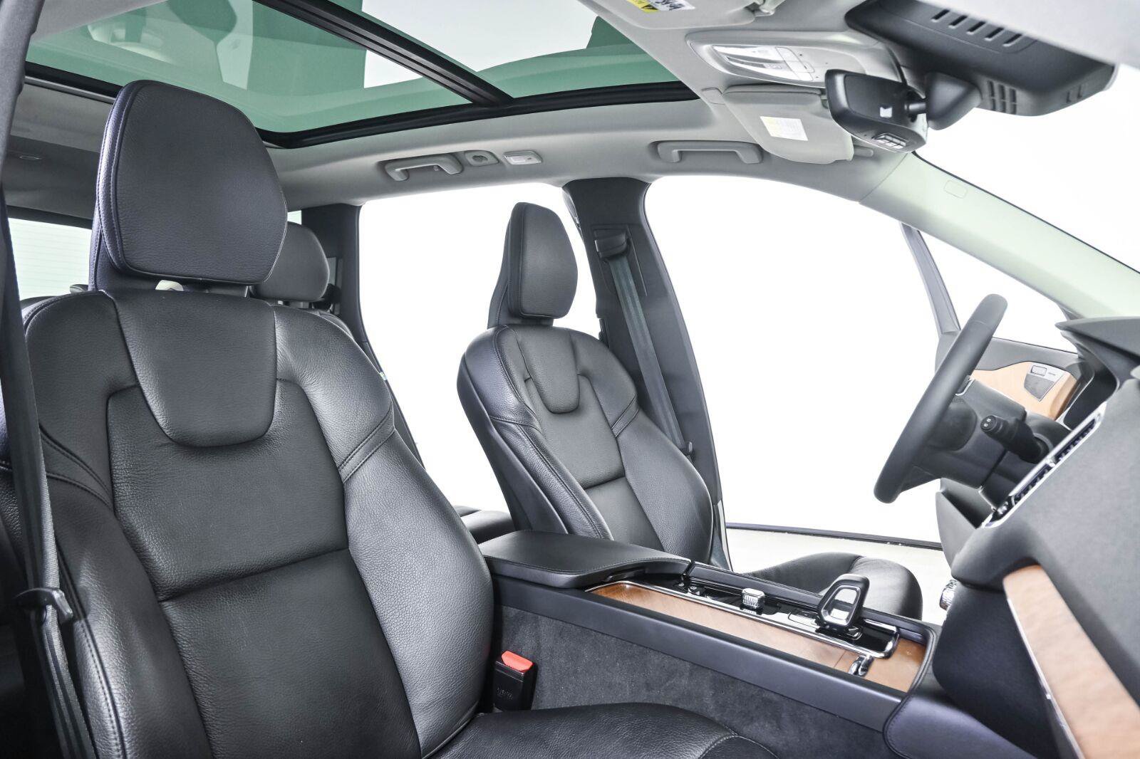 Certified 2023 Volvo XC90 B6 Plus AWD/4WD image 23
