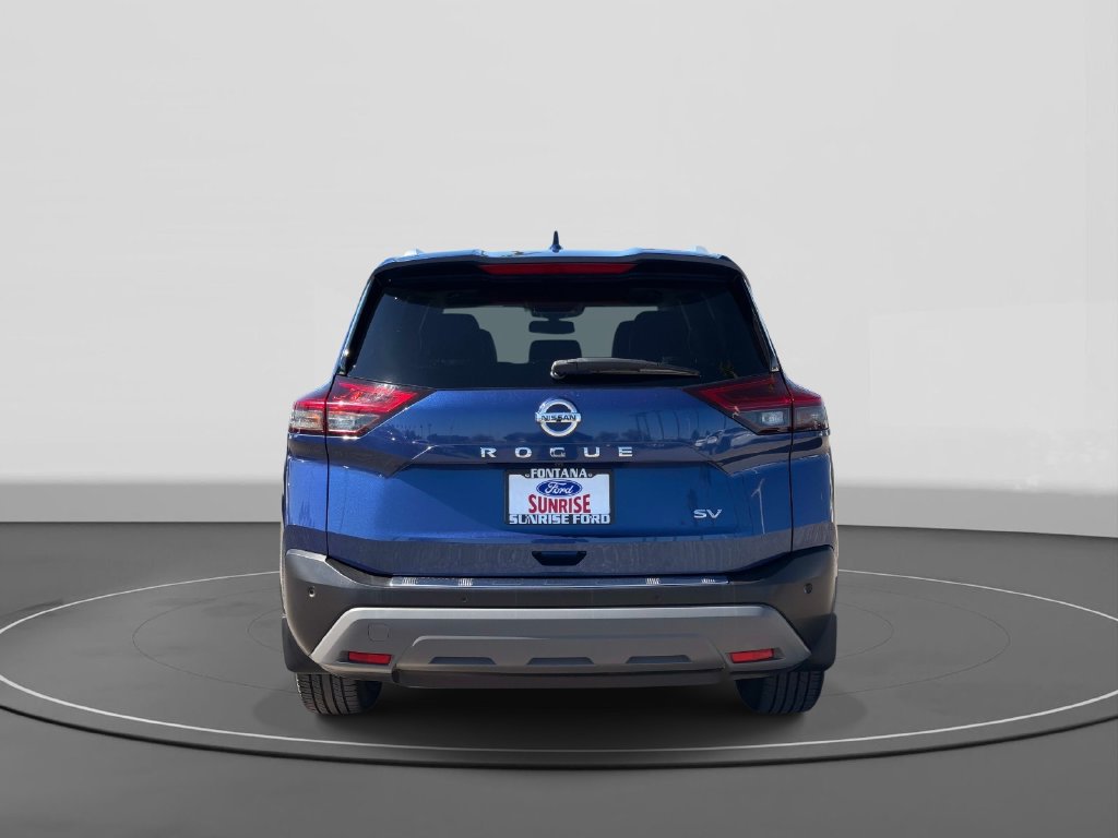 Used 2021 Nissan Rogue SV w/ Premium Package FWD image 6