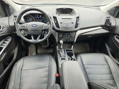 Used 2017 Ford Escape SE FWD image 7