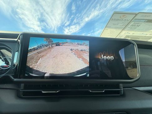 New 2026 Jeep Wrangler Unlimited Rubicon image 17