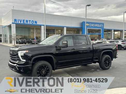 New 2025 Chevrolet Silverado 3500 High Country w/ High Country Premium Package image 1