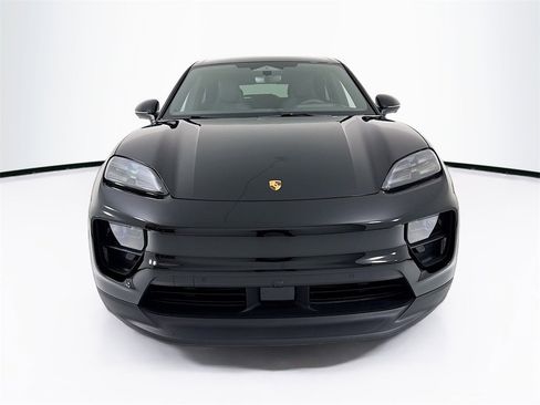 New 2025 Porsche Macan 4S Electric image 6