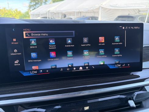 Certified 2025 BMW X6 xDrive40i w/ Climate Comfort Package AWD/4WD image 30