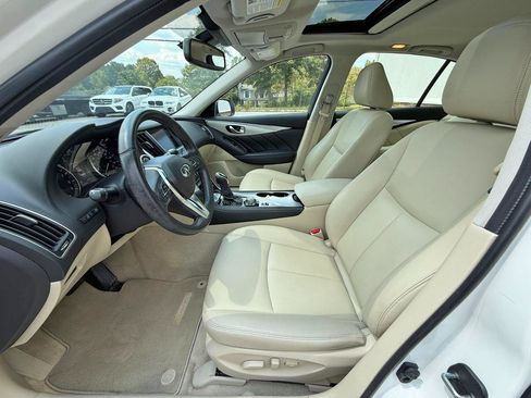 Used 2020 INFINITI Q50 Luxe w/ Essential Package (3.0T Luxe) AWD/4WD image 22