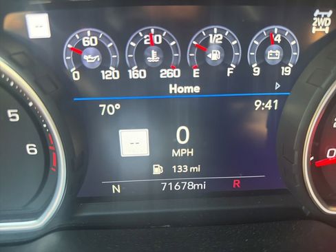 Used 2021 Chevrolet Suburban High Country w/ Premium Package AWD/4WD image 3