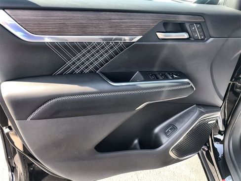 New 2026 GMC Acadia Denali w/ Super Cruise Package image 13