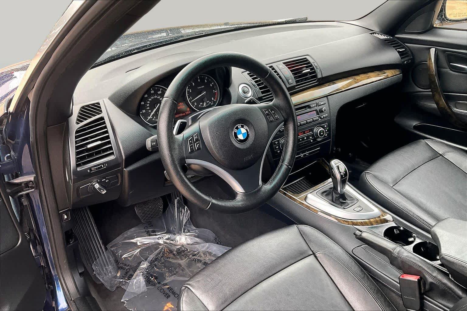 Used 2012 BMW 135i Convertible RWD image 17
