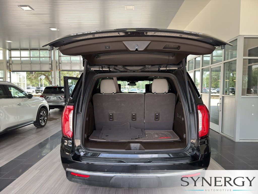 Used 2023 GMC Yukon SLT w/ SLT Premium Package RWD image 34