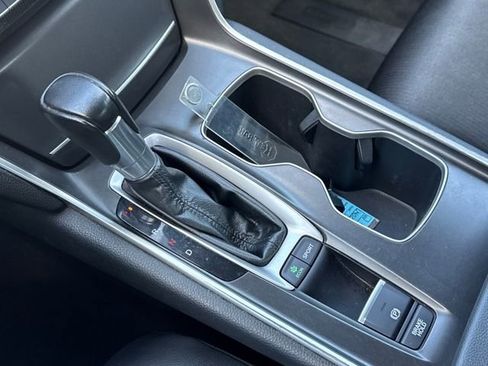 Certified 2020 Honda Accord Sport image 12