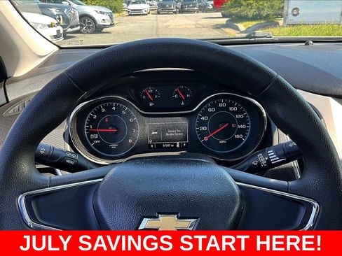 Used 2018 Chevrolet Cruze LS FWD image 16