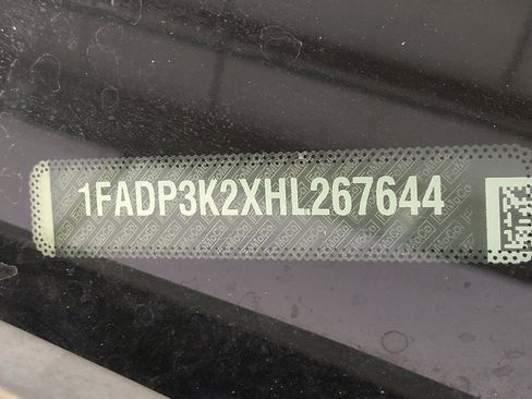 Used 2017 Ford Focus SE image 33