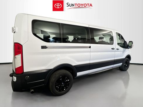 Used 2024 Ford Transit 350 XLT image 4
