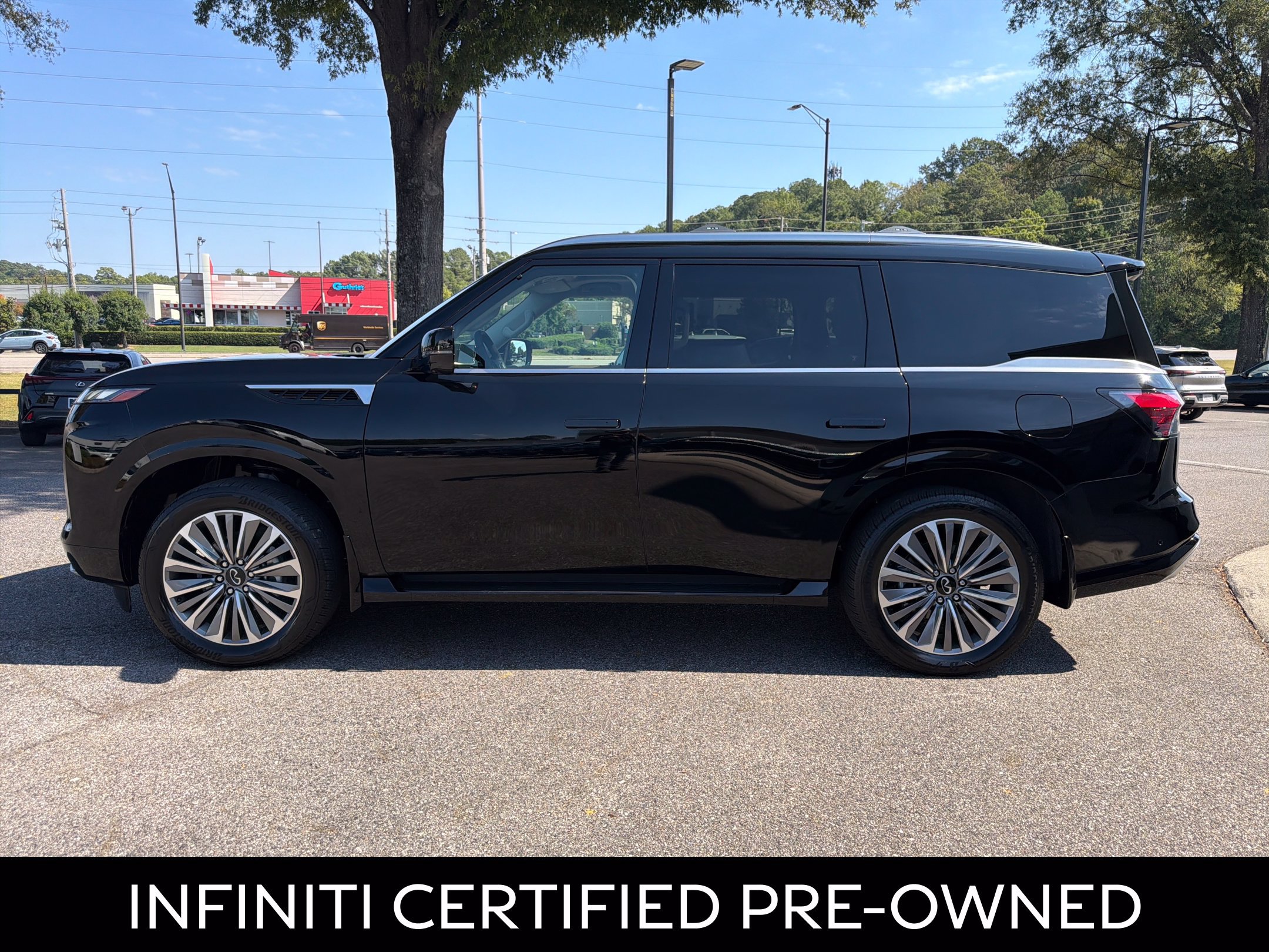 Certified 2026 INFINITI QX80 Luxe RWD image 7