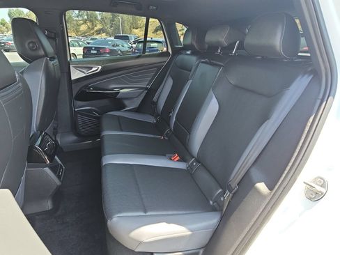 Certified 2023 Volkswagen ID.4 Pro S RWD image 14