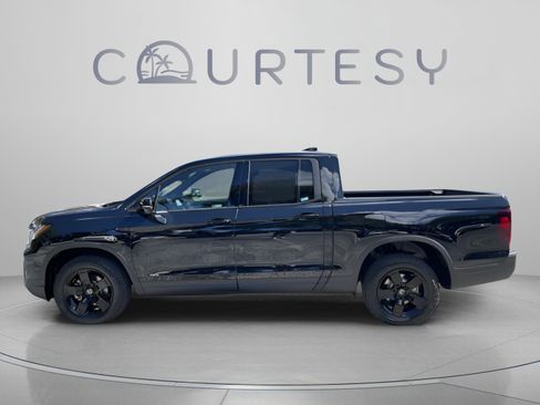 New 2026 Honda Ridgeline Black Edition image 4