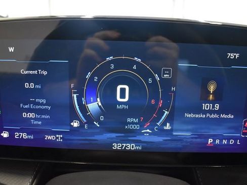 Used 2025 Chevrolet Equinox LT AWD/4WD image 25